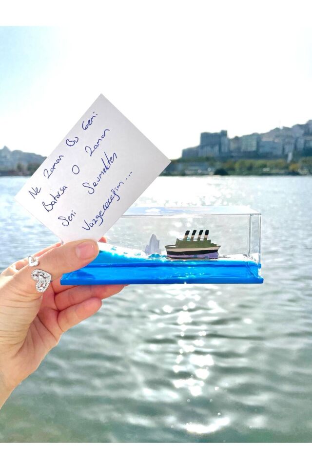 BATMAYAN AŞK GEMİSİ