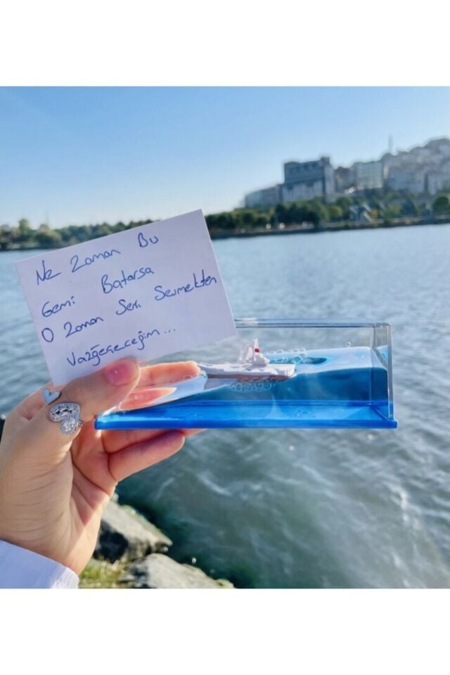 Batmayan Aşk Gemisi - Sevgiliye Hediye - Konsept Hediyelik - Hediye